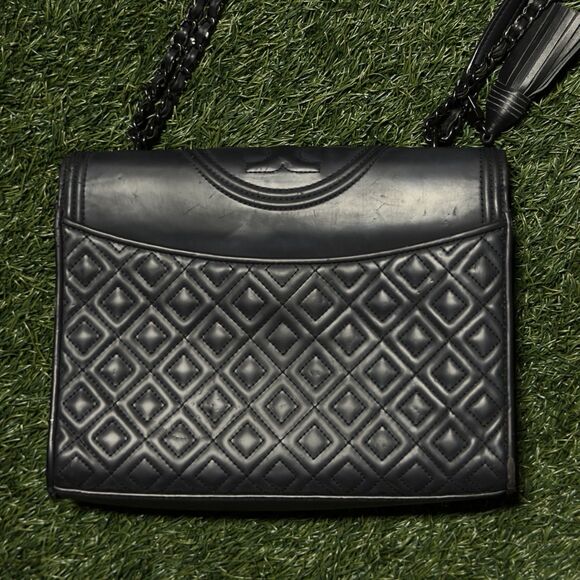 Tory Burch Fleming Matte Black Quilted Leather Shoulder Crossbody Bag Tassel - Picture 2 of 11